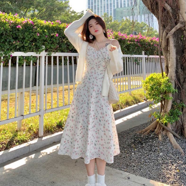 Inspirasi Fashion Tropis: Gaya Simpel namun Glamour untuk Pantai